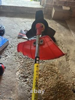 BU-KO 52cc 1250W Petrol 2-Stroke Split Shaft Brush Cutter Kit BU-KO-5200