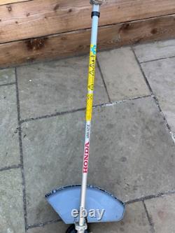 HONDA UMK 425 UE Petrol Brushcutter 4 Stroke with some petrol + Oil
