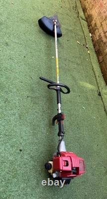 Honda UMK422 4 Stroke Petrol Brushcutter Strimmer GX22