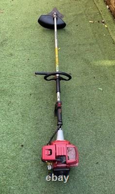 Honda UMK422 4 Stroke Petrol Brushcutter Strimmer GX22