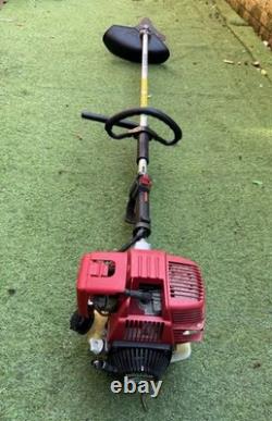 Honda UMK422 4 Stroke Petrol Brushcutter Strimmer GX22
