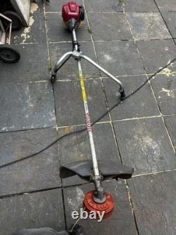 Honda UMK425E Petrol Strimmer Brushcutter Clearing Saw 4-Stroke