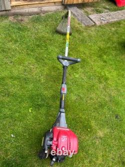 Honda UMS425E strimmer, 4 stroke. Fantastic condition. Not commercially used