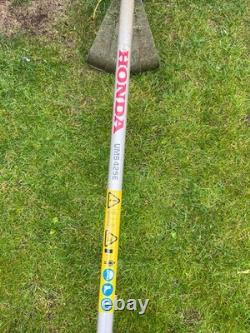 Honda UMS425E strimmer, 4 stroke. Fantastic condition. Not commercially used