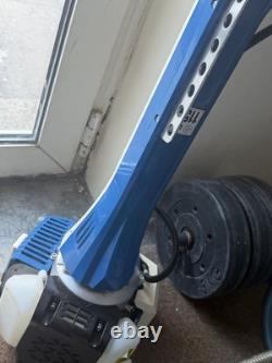 Hyundai Petrol Brush Cutter Strimmer 2-Stroke Adjustable Handle Blue/White