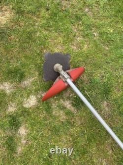 Jonsered GR 2026 L two stroke petrol brushcutter or strimmer. GWO