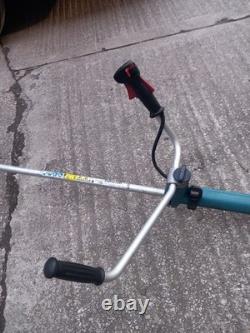 Makita Em4351uh Petrol Strimmer. Strimmer Head Fitted 4 Stroke