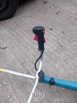 Makita Em4351uh Petrol Strimmer. Strimmer Head Fitted 4 Stroke