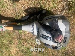 Ryobi Petrol Strimmer with Loop Grab Handle Garden Grass Trimmer Brushcutter