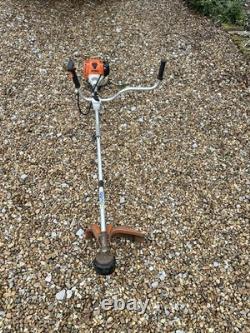 Stihl FS90 split shaft strimmer with strimmer attachment