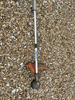 Stihl FS90 split shaft strimmer with strimmer attachment