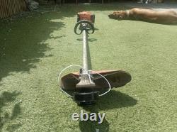 Stihl FS91R Two-Stroke Petrol Strimmer with Loop Handle