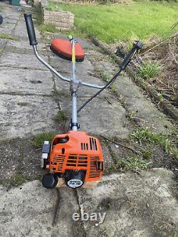 Stihl FS 76 Petrol Strimmer / Brush cutter