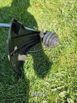 TITAN 3 in 1 EXTRA 25cc Petrol Multi Tool Strimmer Brush Cutter & Pruner