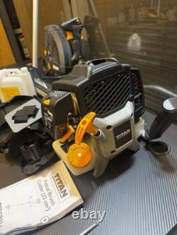 Titan TTBCP33-4 33cc Split Straight Shaft 2 in 1 Brushcutter & Trimmer Petrol