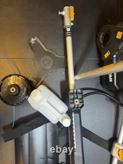 Titan TTBCP33-4 33cc Split Straight Shaft 2 in 1 Brushcutter & Trimmer Petrol