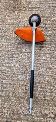 Accessoire de coupe-bordure STIHL FS-KM KombiTool