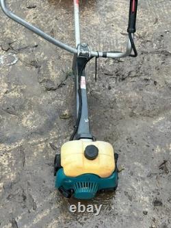 Coupe-bordure Makita RBC4211