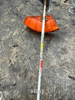 Coupe-bordure Makita RBC4211