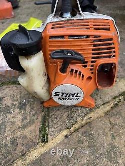 Coupe-bordures STIHL FM55R (entretenu il y a 4 mois)