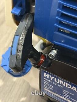 Coupe-bordures à essence Hyundai 52cc avec anti-vibration HYBC5080AV