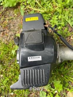 Débroussailleuse Kawasaki TJ27E KAAZ Lawnflite S2690KS professionnelle