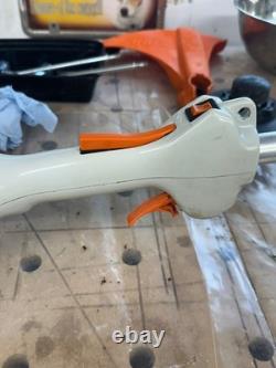 Débroussailleuse STIHL FS 45 avec nouvelle bougie de rechange et kit carburateur. Striiimer