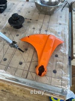 Débroussailleuse STIHL FS 45 avec nouvelle bougie de rechange et kit carburateur. Striiimer