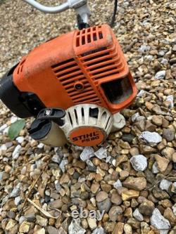 Débroussailleuse à arbre séparé Stihl FS90 avec accessoire de débroussailleuse