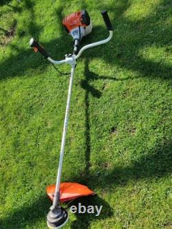 Débroussailleuse à essence Stihl FS 131. COLLECTE LOCALE 230 £