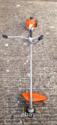 Débroussailleuse à essence Stihl FS 240C modèle 2022 FS240C