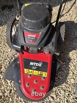 Débroussailleuse à roues à essence MTD WST 5522 22