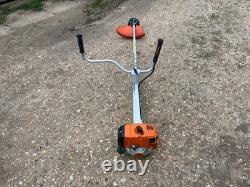 Débroussailleuse / coupe-broussailles Stihl FS400. Veuillez lire la description complète.