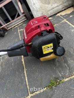 Honda UMK425E Coupe-bordures à essence Débroussailleuse Scie de défrichage 4 temps