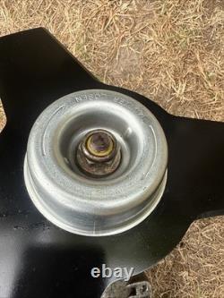Outil Kombi STIHL FS-KM Débroussailleuse Accessoire Nouvelle Lame EXCELLENT