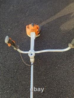STIHL FS 410C-EM Professionnel, Débroussailleuse Robuste, Coupe-Bordure Puissant 2Kw FS411