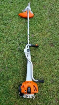 STIHL FS 410C-EM Professionnel, Débroussailleuse Robuste, Coupe-bordure Puissant FS411