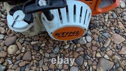 STIHL km90r COMBINÉ POLYVALENT SCIE À CHAÎNE CISEAUX À HEDGES DÉBROUSSAILLEUSE / TAILLE-HAIES