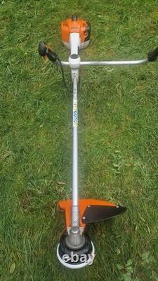 Stihl FS 460C Débroussailleuse à essence à 2 temps avec poignée