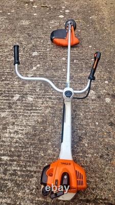 Stihl FS 460C Débroussailleuse à essence à deux temps avec poignée