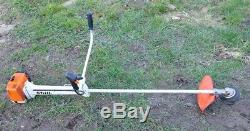 Stihl Fs400 Essence Débroussailleuse Tondeuse À Gazon. Bon État De Fonctionnement