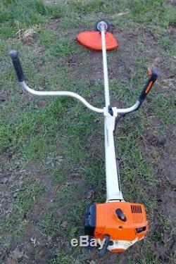 Stihl Fs400 Essence Débroussailleuse Tondeuse À Gazon. Bon État De Fonctionnement