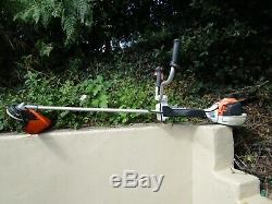 Stihl Fs410 Essence Débroussailleuse Tondeuse À Gazon. Bon État De Fonctionnement