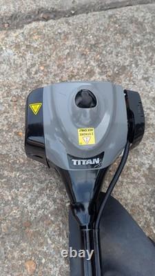 Système de débroussailleuse / coupe-bordures Commercial Titan Kombi avec sangle Stihl