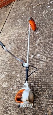 Taille-haie à essence Stihl FS 240C modèle 2022 FS240C