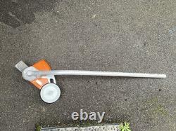 Taille-haie courbé STIHL FCB-KM pour KombiTool