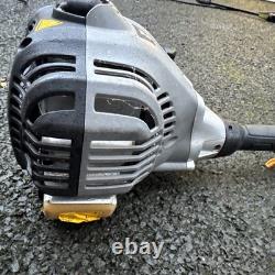 Titan TTL488GDO Débroussailleuse Taille-haie Scie sur perche Multitool 25cc